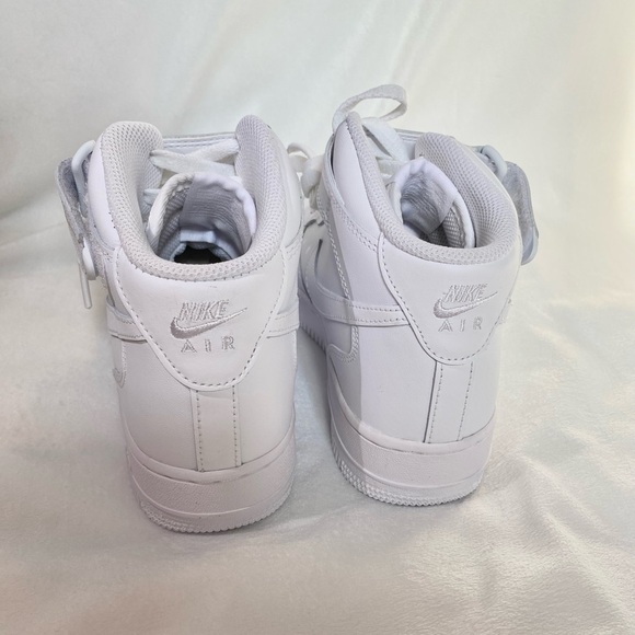 NWOT Nike Airforce 1 High Top Trainers - Picture 4 of 5